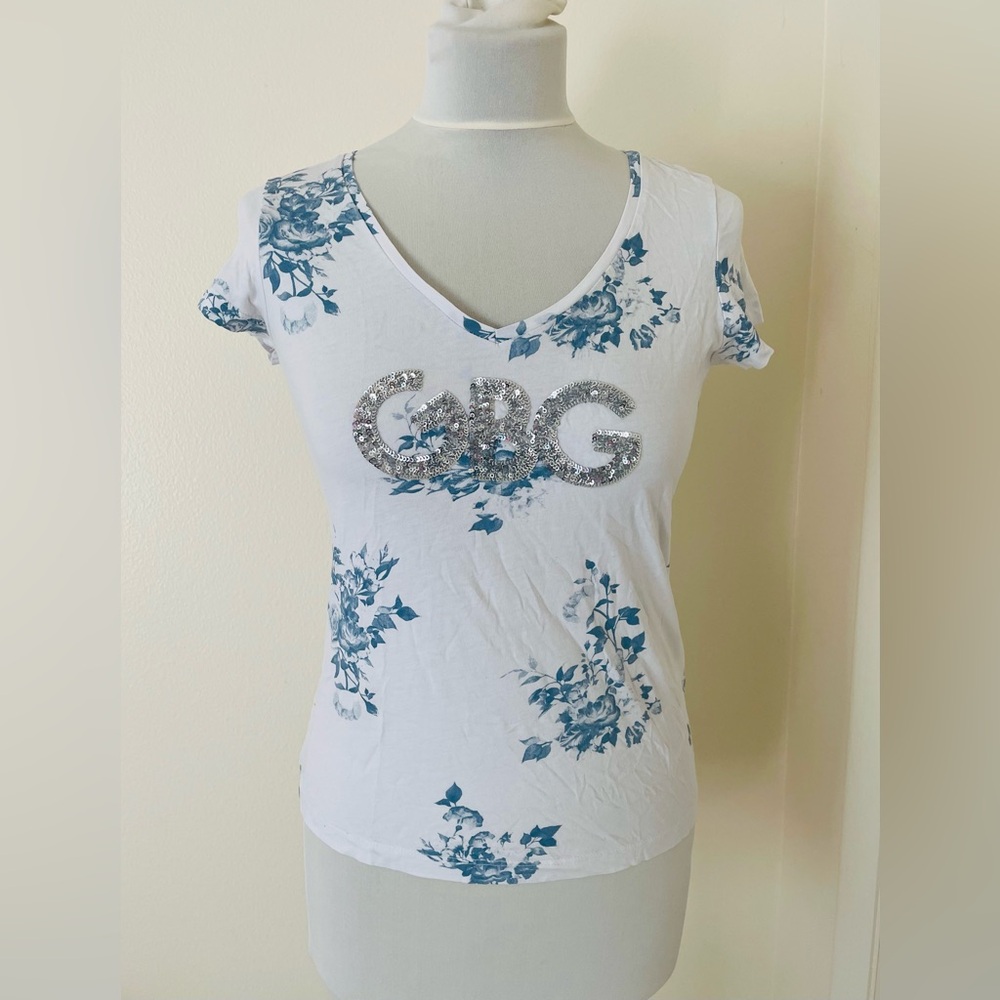G By Guess Women Top M Short Sleeves Floral White Blue Sequins Cottagecore